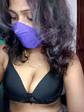 Tamil_kavinila from StripChat is Freechat