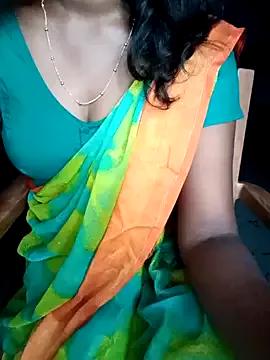 Tamil_kavinila from StripChat is Freechat