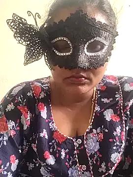 Tamil_queenbaby from StripChat is Freechat