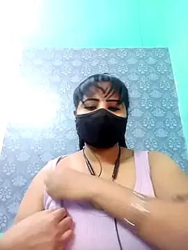 tamil_Vennila from StripChat is Freechat