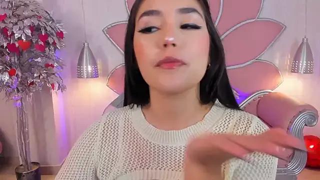 TammyEliot from StripChat is Freechat