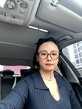 Photos of tangbao_521 from StripChat is Freechat