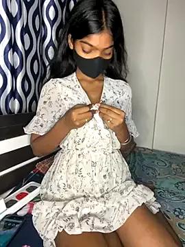 Photos of tanisha-2005 from StripChat is Freechat