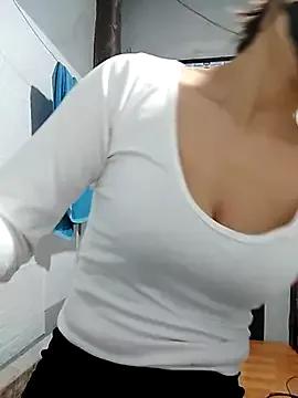 tara_0000 from StripChat