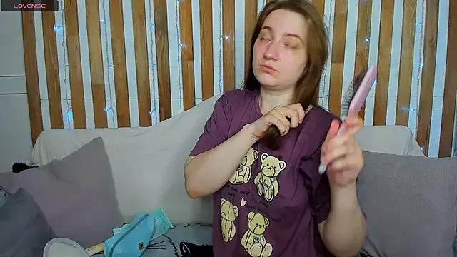 Tara_Grainn from StripChat is Freechat