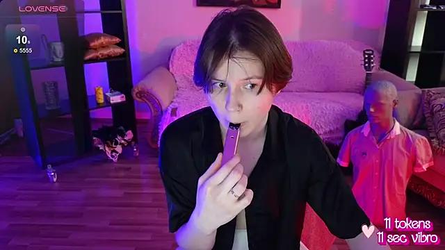 Tara_Lawson from StripChat