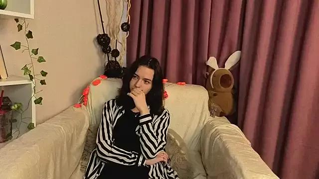 TarahCayne from StripChat is Freechat