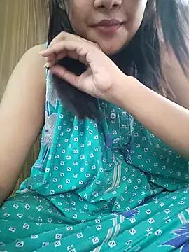 Tasty_Crush from StripChat