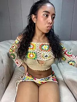 Tatiana_18pink from StripChat