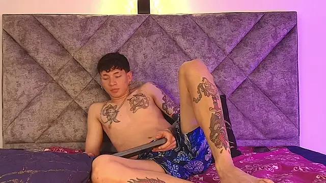 Tatiiana_n_Damiian from StripChat