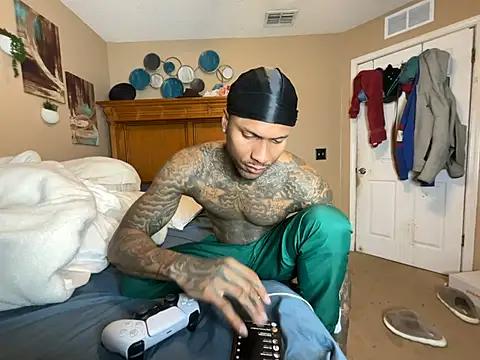 tattedBBC from StripChat
