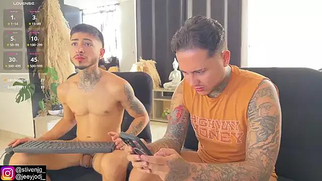 tattoguys_cums from StripChat