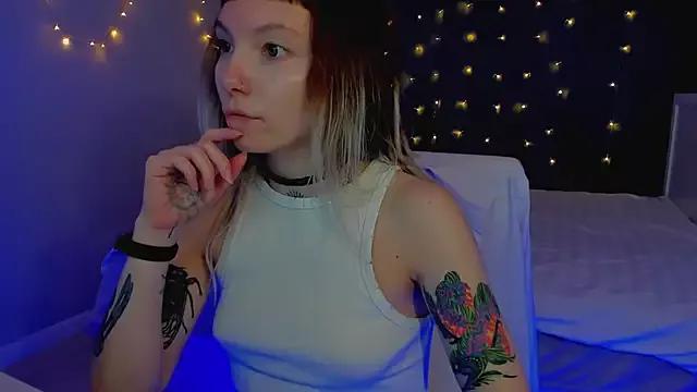 tattoo_art_baby from StripChat