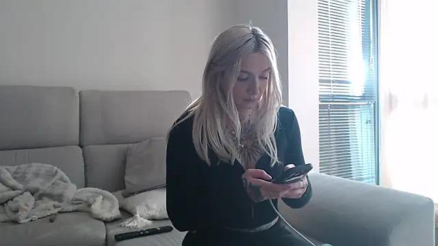 tattoobbgirl from StripChat