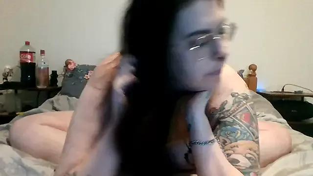 Tattooedlady_0626 from StripChat is Freechat