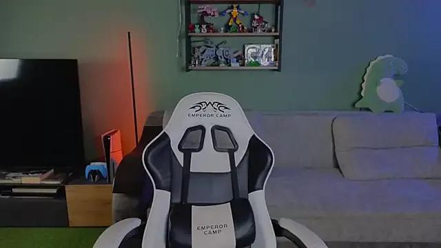 TeddyLiLboy from StripChat