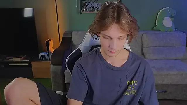 TeddyLiLboy from StripChat