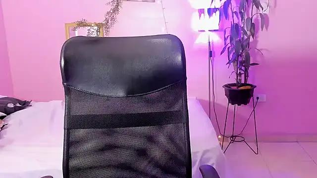 TEE_DIRTY_SQUIRT from StripChat