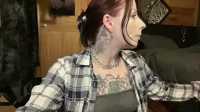 TeenyDoll from StripChat