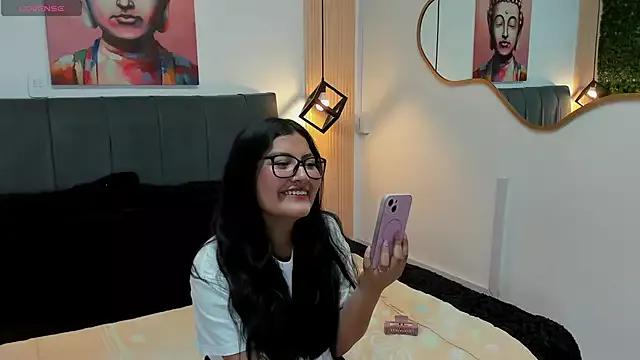 Teffa_bloom from StripChat is Freechat