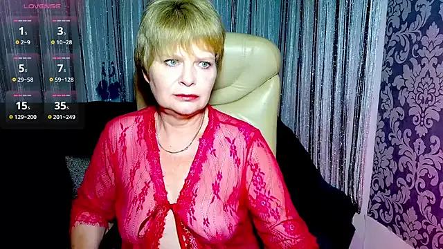 Tess_Terners from StripChat