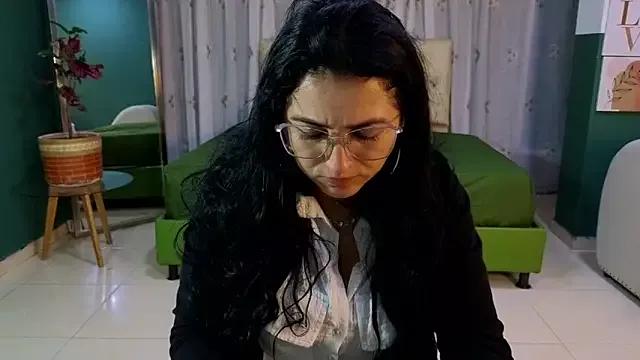 tessa_drawing from StripChat