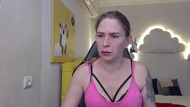 TessaDaybreak from StripChat