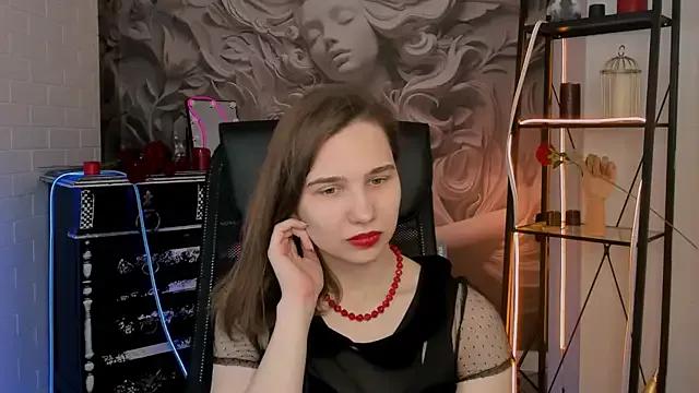 TessaMill from StripChat is Freechat