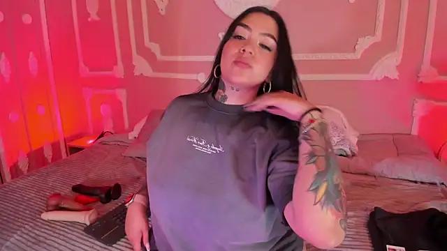 TessaRose from StripChat
