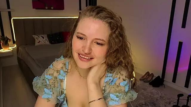 TesssaHart from StripChat