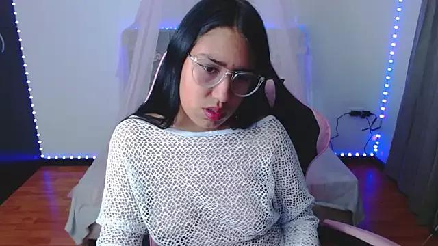 ThaliaGreyx from StripChat is Freechat