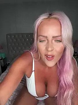 thatfiregirlxx from StripChat