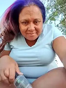 THEBEDroomdoOR from StripChat is Freechat