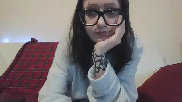 TheBunnyIwas webcams show profile image 