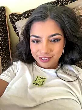 Photos of TheCrimsonBlairDarling from StripChat is Freechat