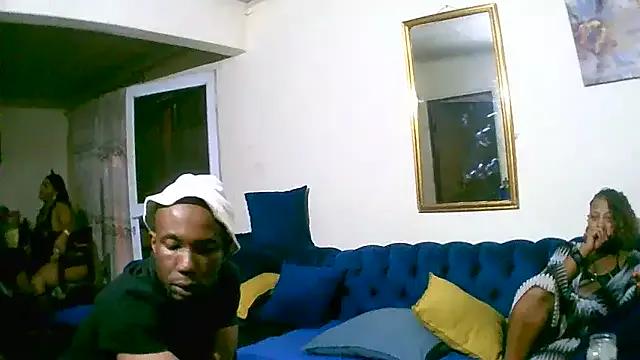 TheeBigPump from StripChat