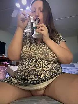 TheFishWife from StripChat is Freechat