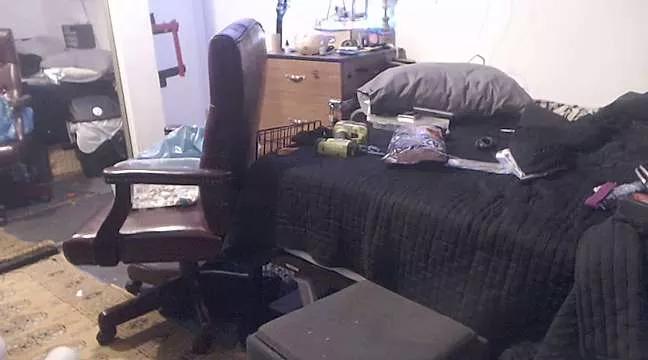 TheHellBilly from StripChat