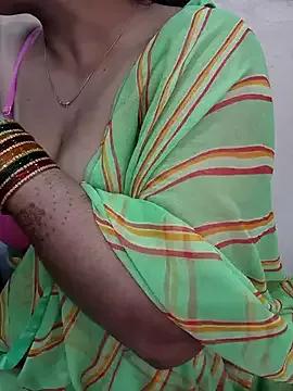 thelustybitch from StripChat is Freechat