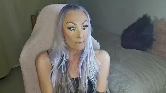 TheOGMiaMystique webcams show profile image 