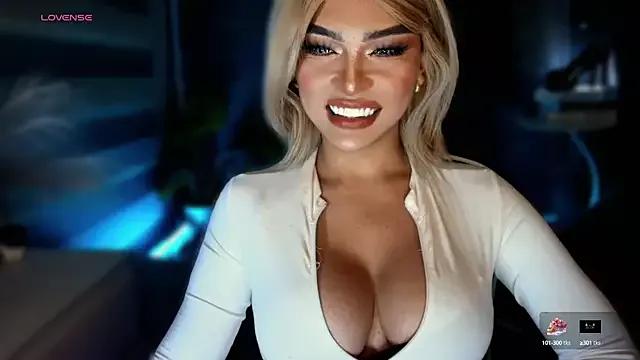 TheTSwomanofyourdesire_ from StripChat is Freechat