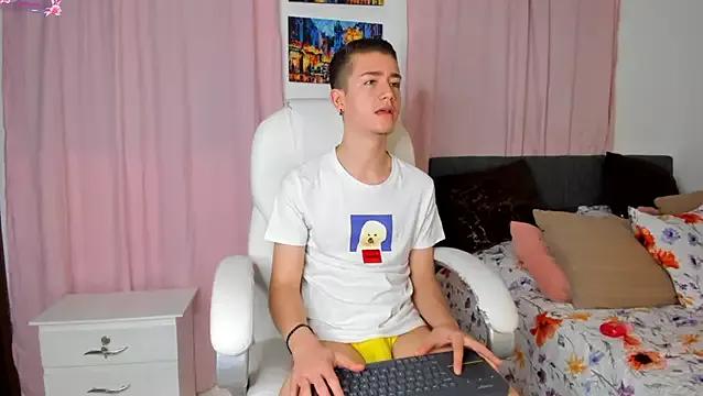 Dirty chat webcam: explore liveshows with versed models, from laying bare to fetishes, in a variety of sexy free adult webcams.