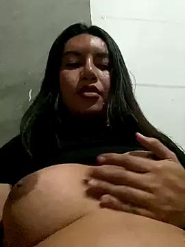 thinker_belle from StripChat is Freechat