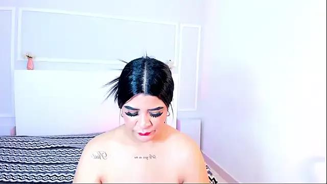 TianaGlow26 from StripChat is Freechat