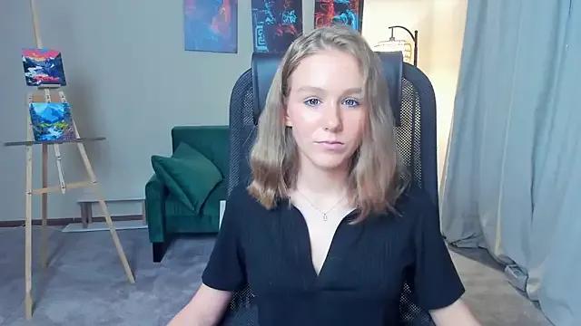 TienKnous webcams show profile image 