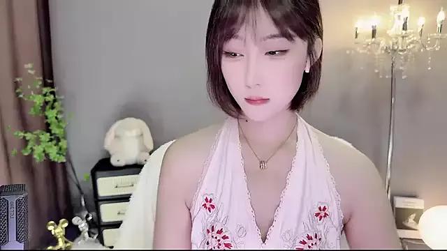Photos of Tieziii from StripChat is Freechat