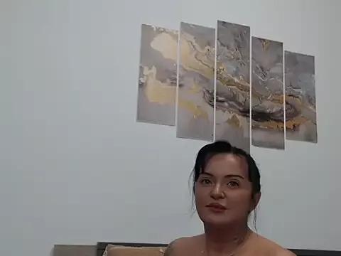 Tiffany36x from StripChat is Freechat