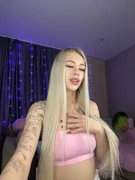 Dirty chat webcam: explore liveshows with versed models, from laying bare to fetishes, in a variety of sexy free adult webcams.