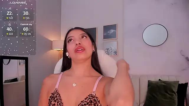 Tiffany_Low from StripChat