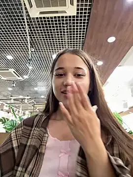 Tiffany_Sparkle from StripChat is Freechat